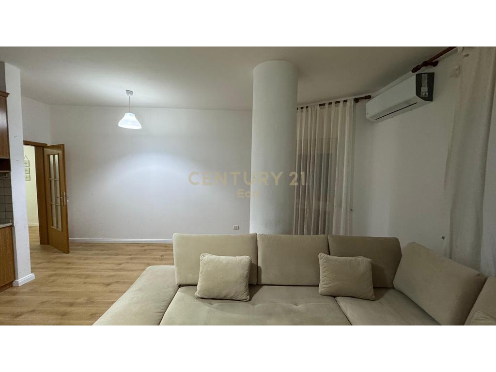 JEPET ME QIRA APARTAMENT 2+1+2 PRANE RRUGES SE RE TE PORTIT!