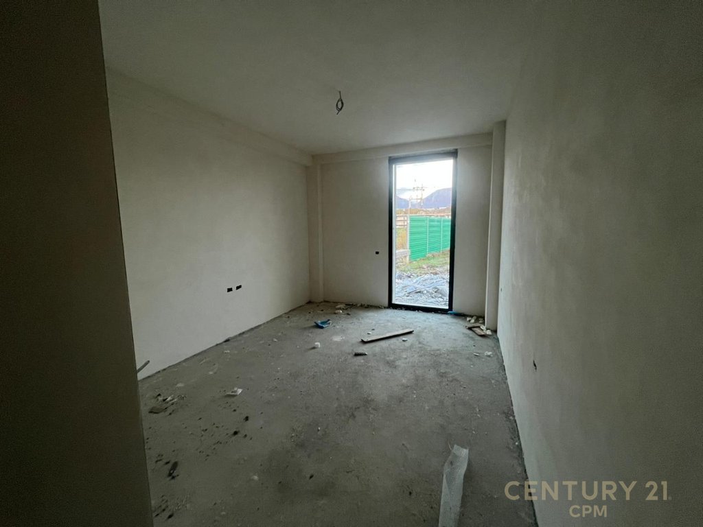 Apartament 2+1 me Post Parkimi në Rezidencën Tulipan, pranë TEG