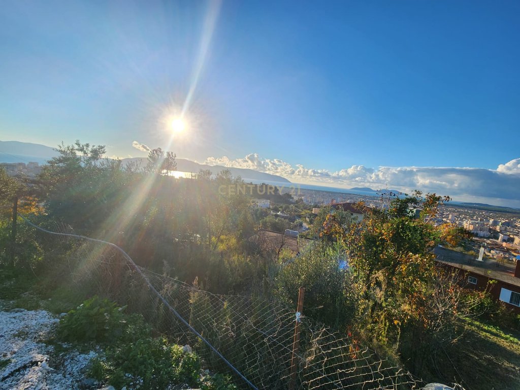 SHITET SHTËPI PRIVATE + TRUALL NË “KUZUMBABA”, VLORE
