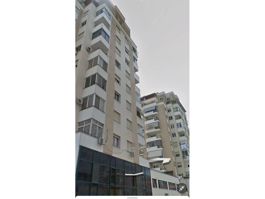 Apartament 2+1 per shitje tek Pazari i Ri