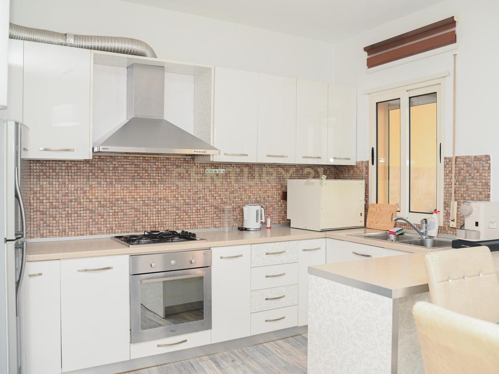 Apartment 2+1+2 per qira Vollga, Durres