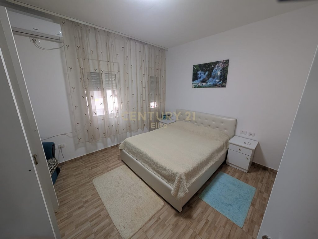 SHITET APARTAMENT 1+1 NË PLAZHIN E QERRETIT