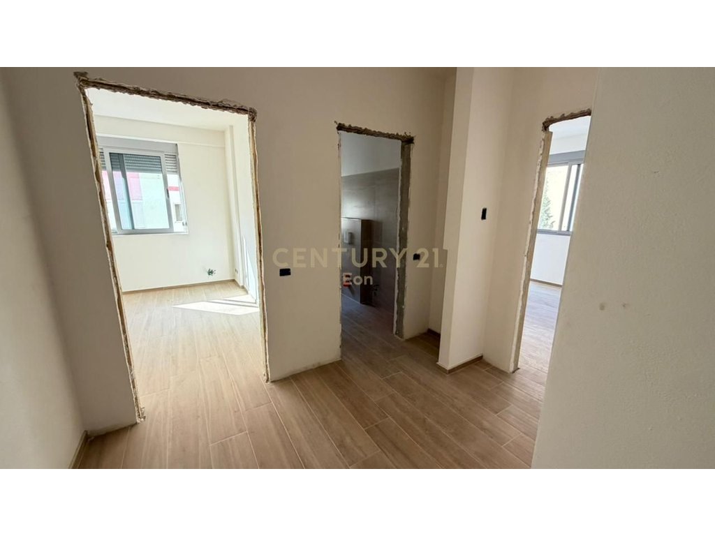 APARTAMENT 1+1 PER SHITJE NE GOLEM !