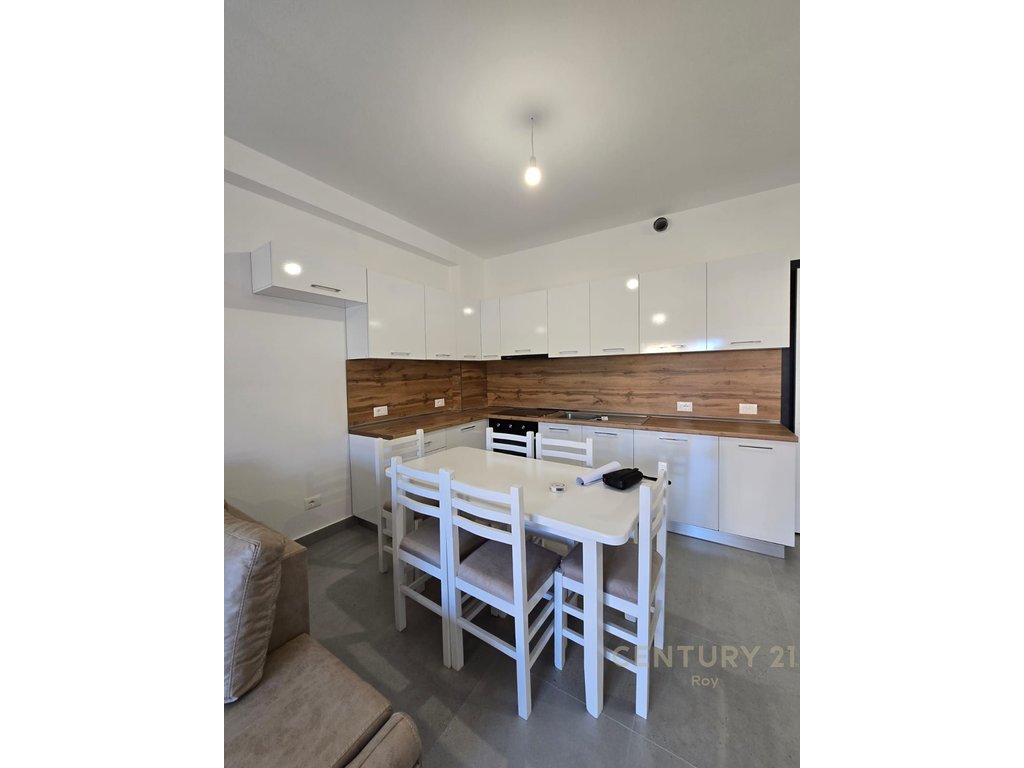 SHITET APARTAMENT 1+1 NE GOLEM !