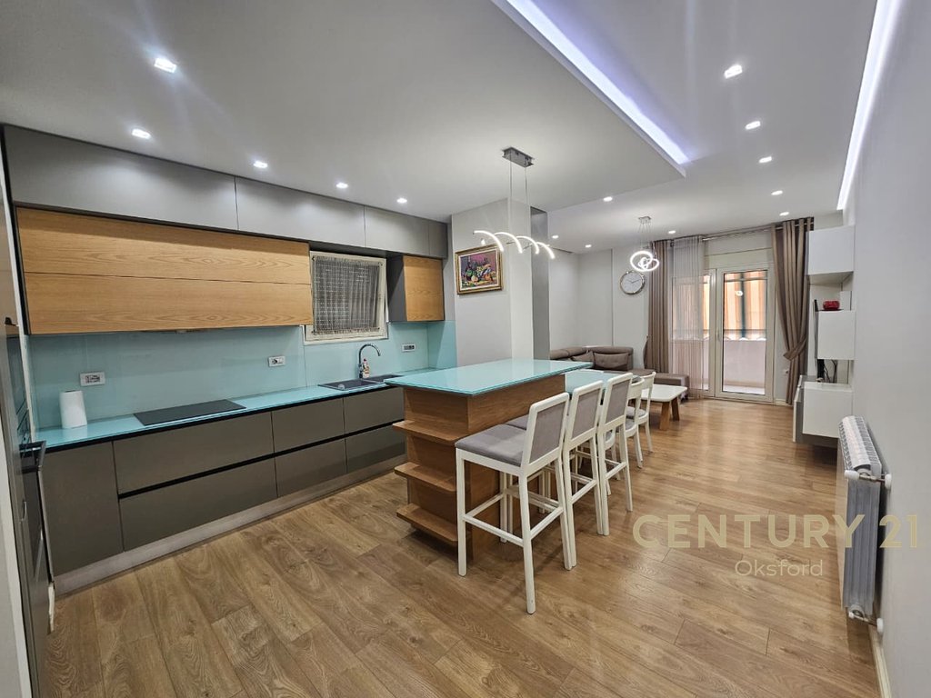 APARTAMENT 2+1 PER SHITJE TEK FRESKU (INSTITUTI FIZIKES BERTHAMORE) !