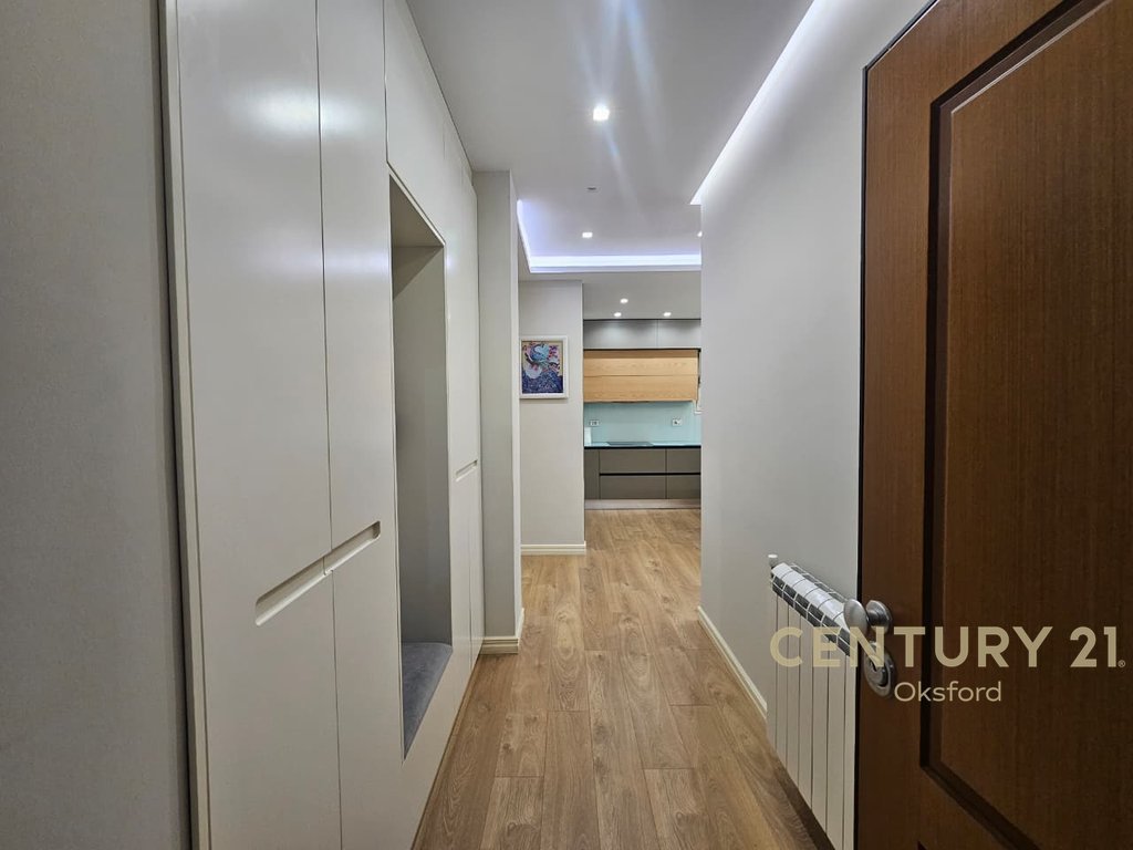 APARTAMENT 2+1 PER SHITJE TEK FRESKU (INSTITUTI FIZIKES BERTHAMORE) !