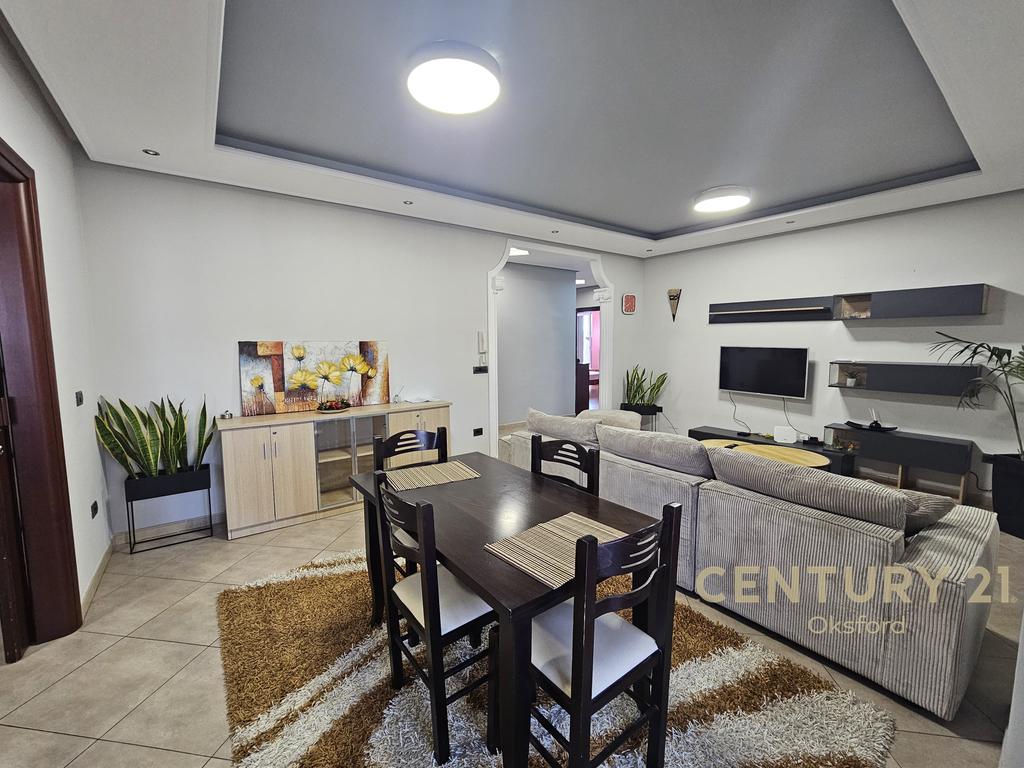 JEPET ME QIRA APARTAMENT 3+1+2 NE XHAMLLIK!