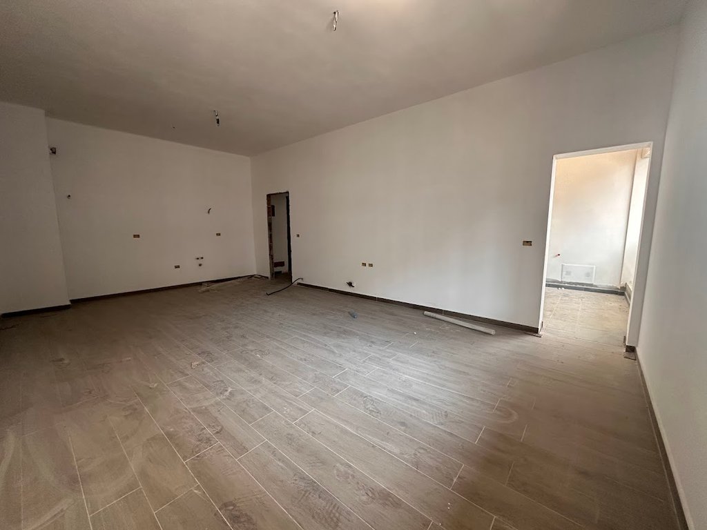 PER SHITJE APARTAMENT 2+1 TEK ARLIS SQUARE 21 !