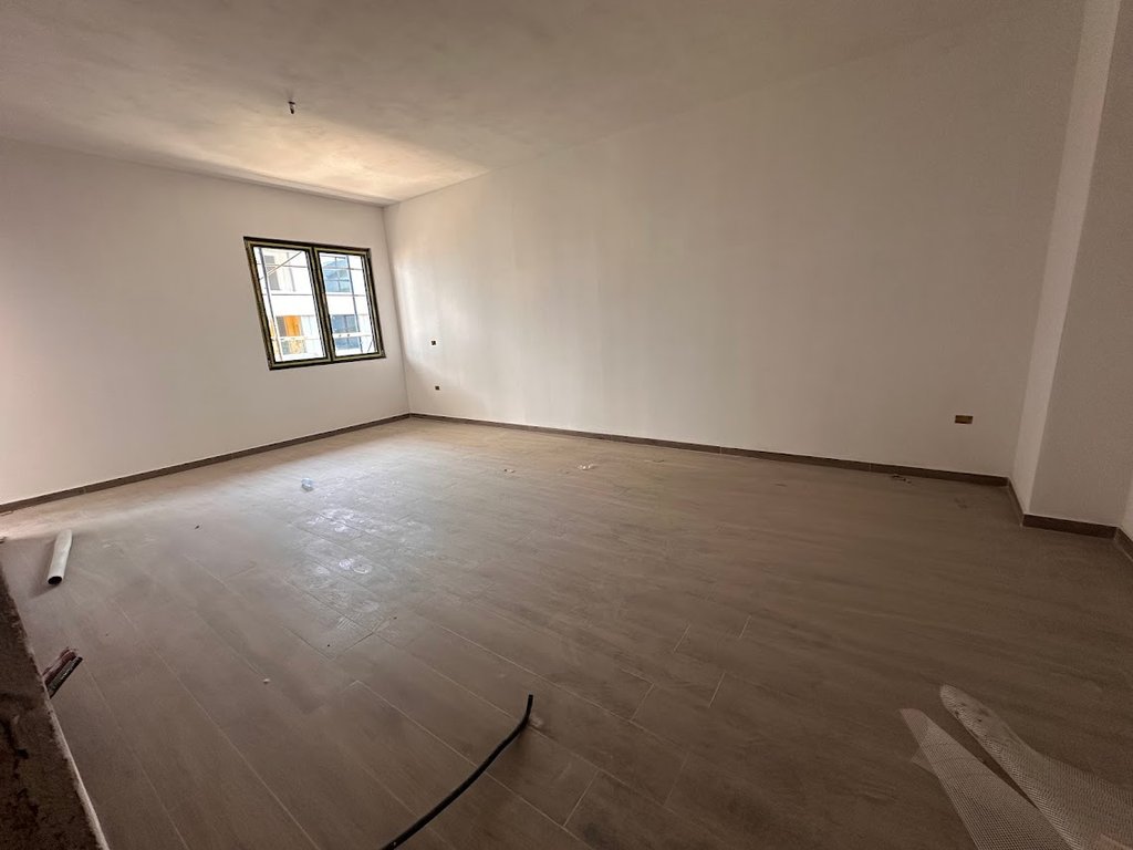 PER SHITJE APARTAMENT 2+1 TEK ARLIS SQUARE 21 !