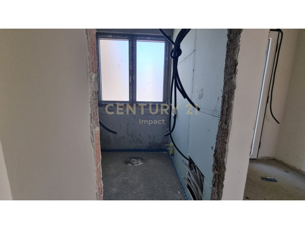 2 Vila Elitare per shitje ne zonen e Liqenit te Thate "GREEN VALLEY", 1263m².