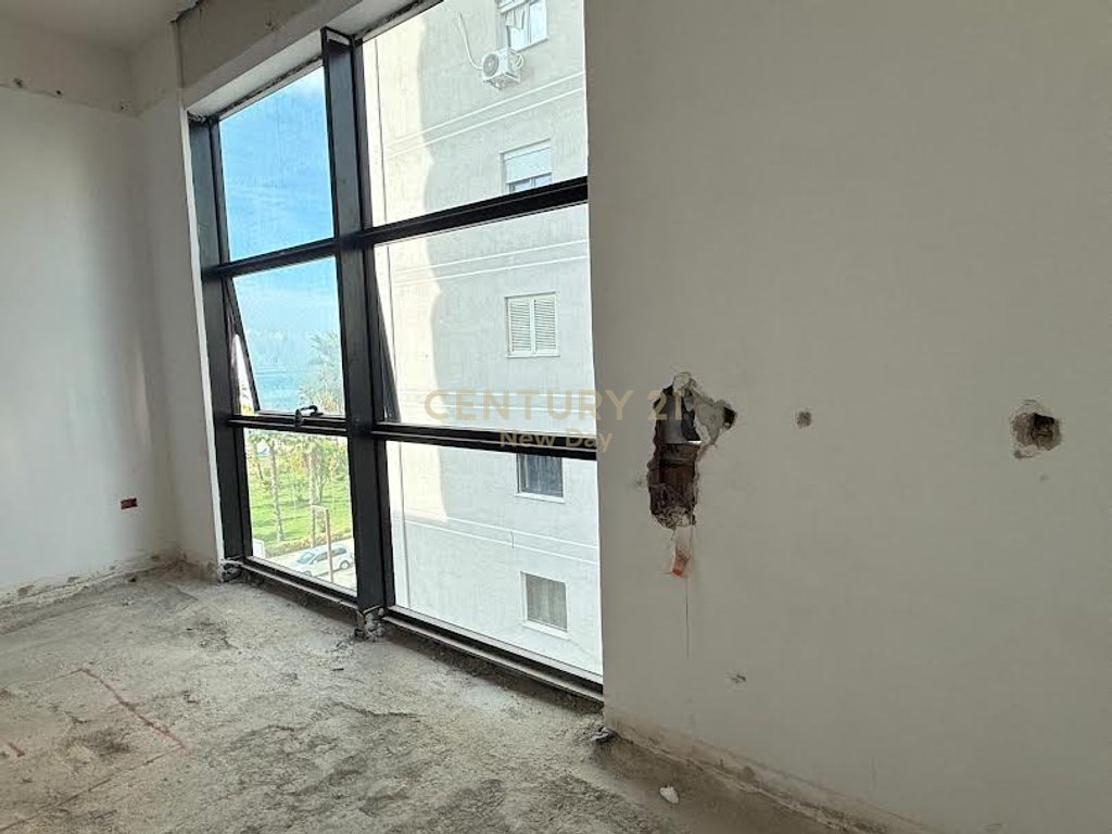 Apartament per shitje tek 27kt.