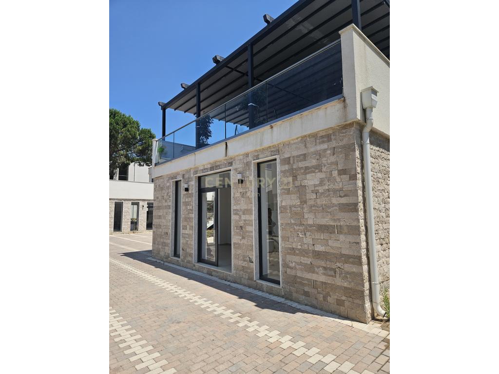 Ambient biznesi Me Qira në San Pietro Resort, Gjiri i Lalzit, Durrës | 26 m²
