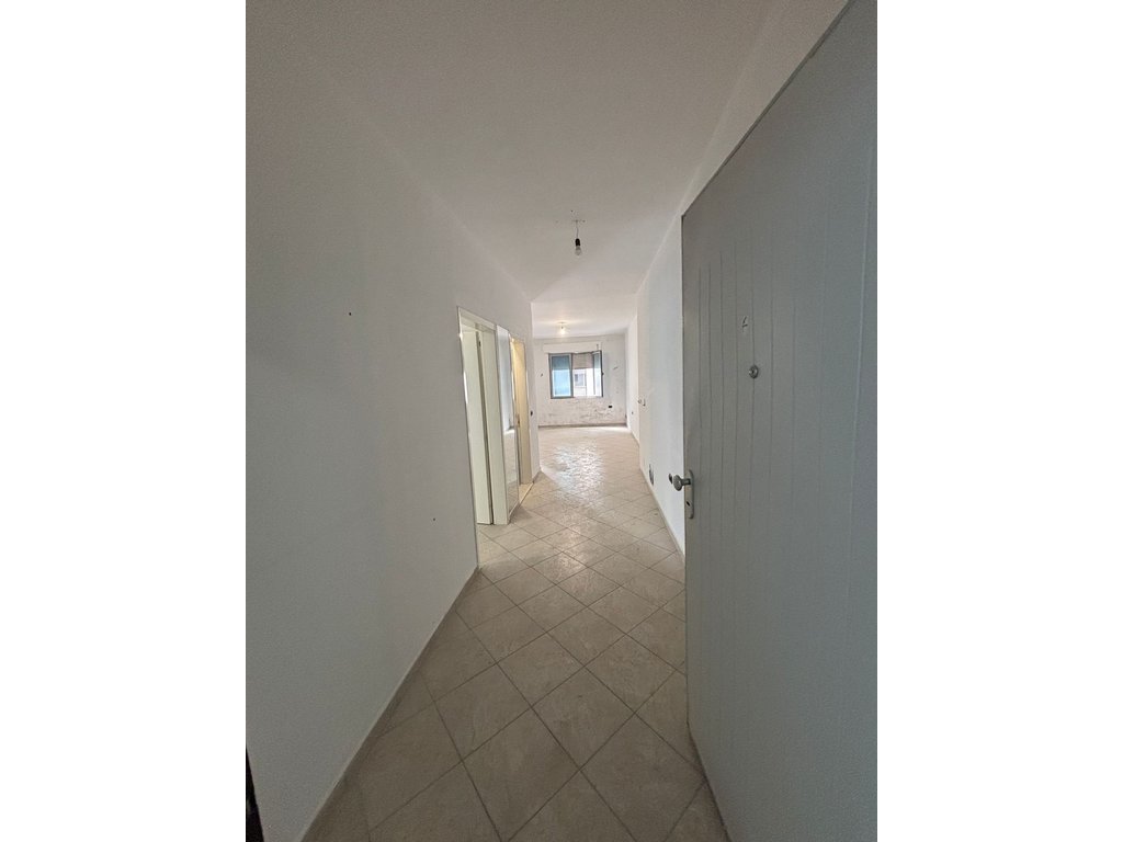APARTAMENT 1+1 PER SHITJE,NE PLAZH TE VJETER!