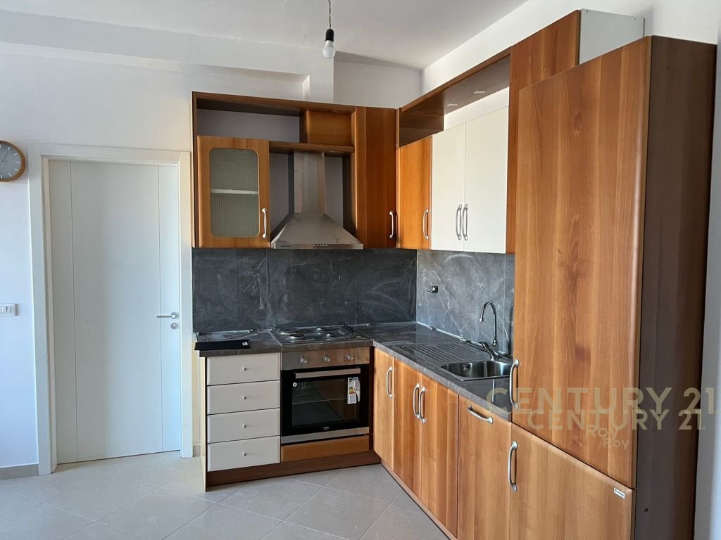 SHITET APARTAMENT 2+1 NE QERRET