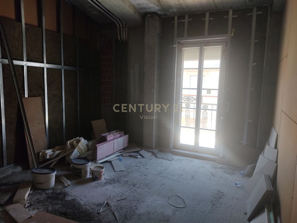 Apartament 3+1+2 për Shitje në Sarreq, Shkodër -  190m²
