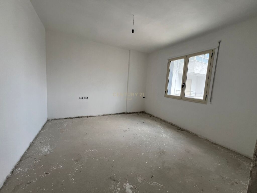 SHESIM APARTAMENT 1+1 NE LUNGOMARE  ,VLORE!!