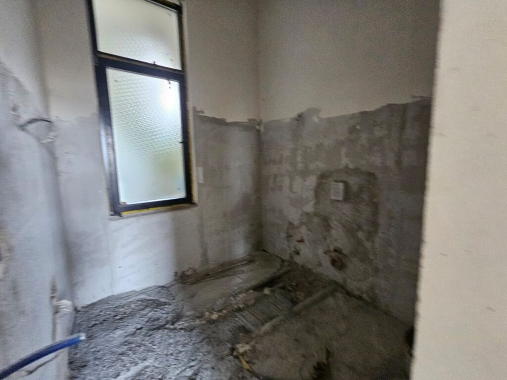 Vile me pishine ne Rezidencen Kodra e Diellit 1
