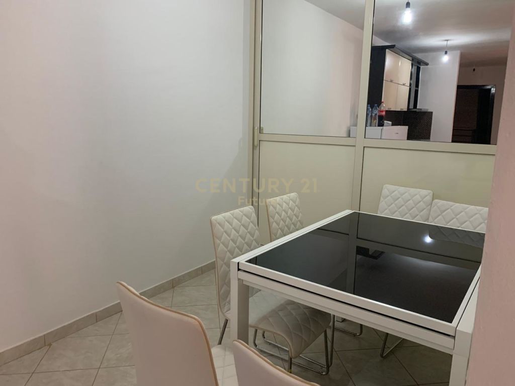 SHITET APARTAMENT 2+1 ME GARAZH, SHENGJIN