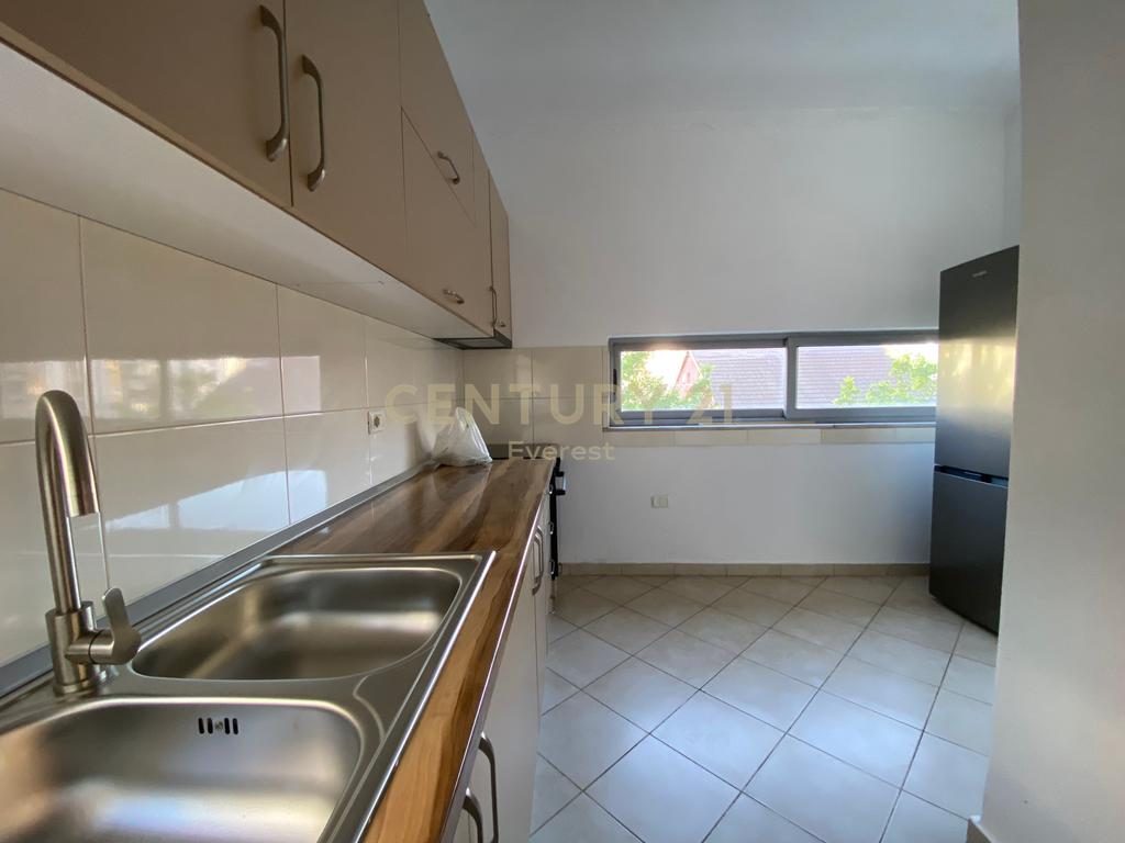 ASTIR, APARTAMENT 2+1 PER QIRA