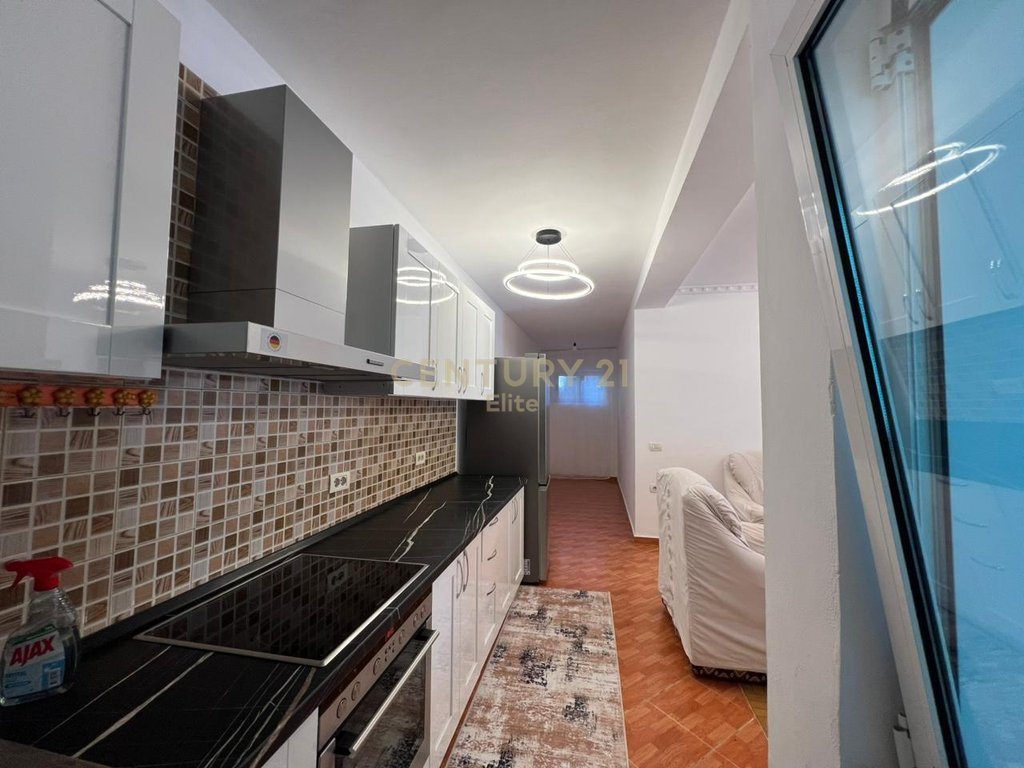 Apartament 2+1 Me Qira në Kodra e Priftit, Tiranë - 50,000 Lekë | 109.3 m²