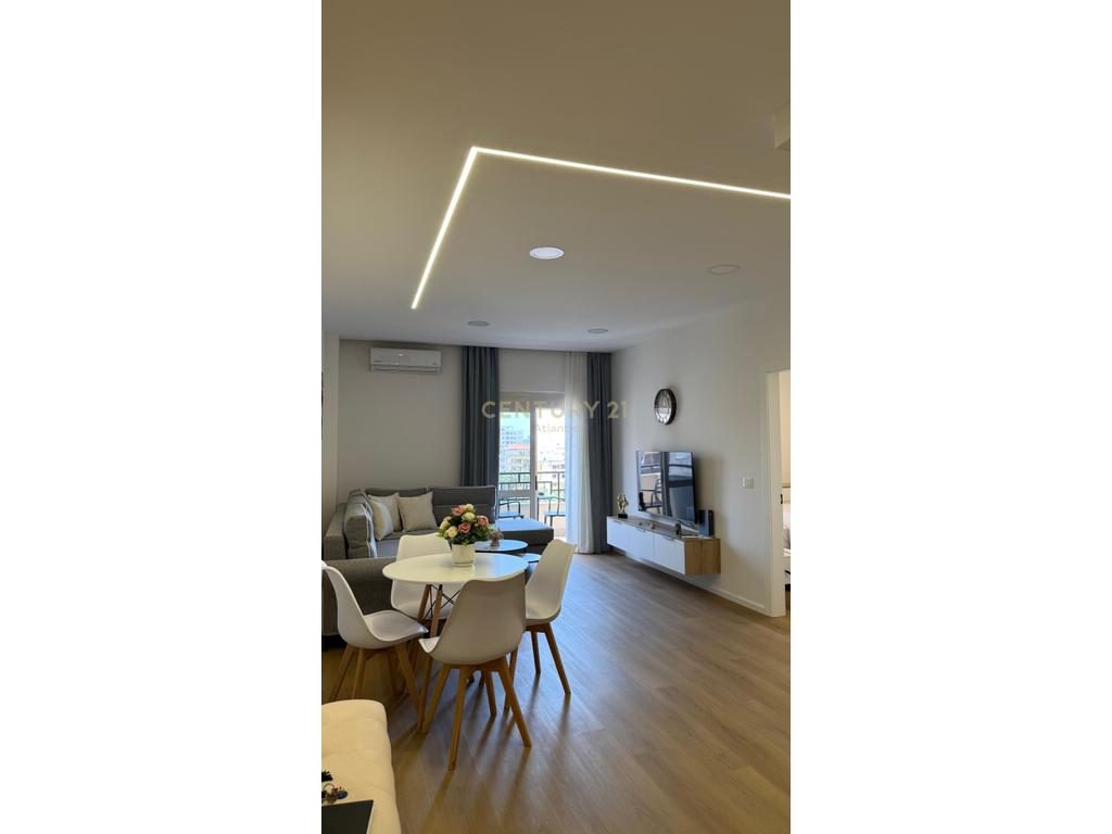 Apartament 1+1 Me Qira në Plazh Iliria, Durrës !
 50 m Larg Detit