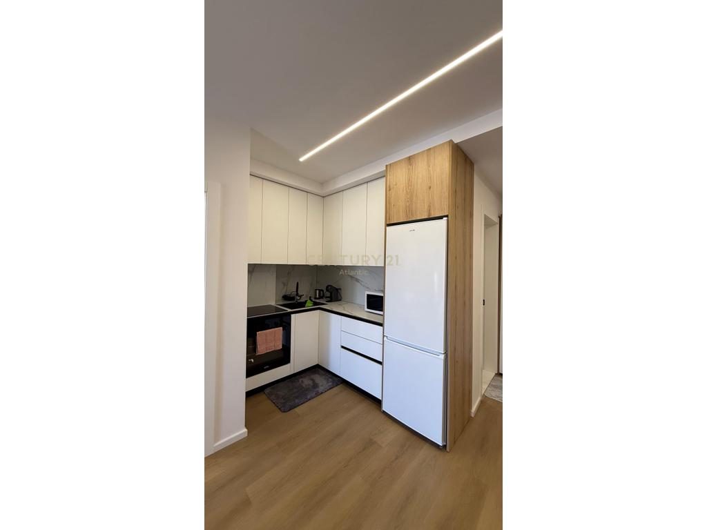 Apartament 1+1 Me Qira në Plazh Iliria, Durrës !
 50 m Larg Detit