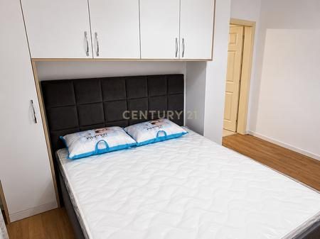 Apartament 2+1+ Parkim me Qira tek Kopshti Botanik