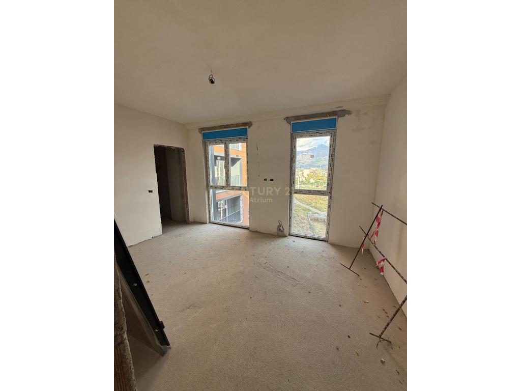 SHITET APARTAMENT 3+1+2 TEK KOMPLEKSI "ORBITAL 6" , BULEVARDI I RI !
