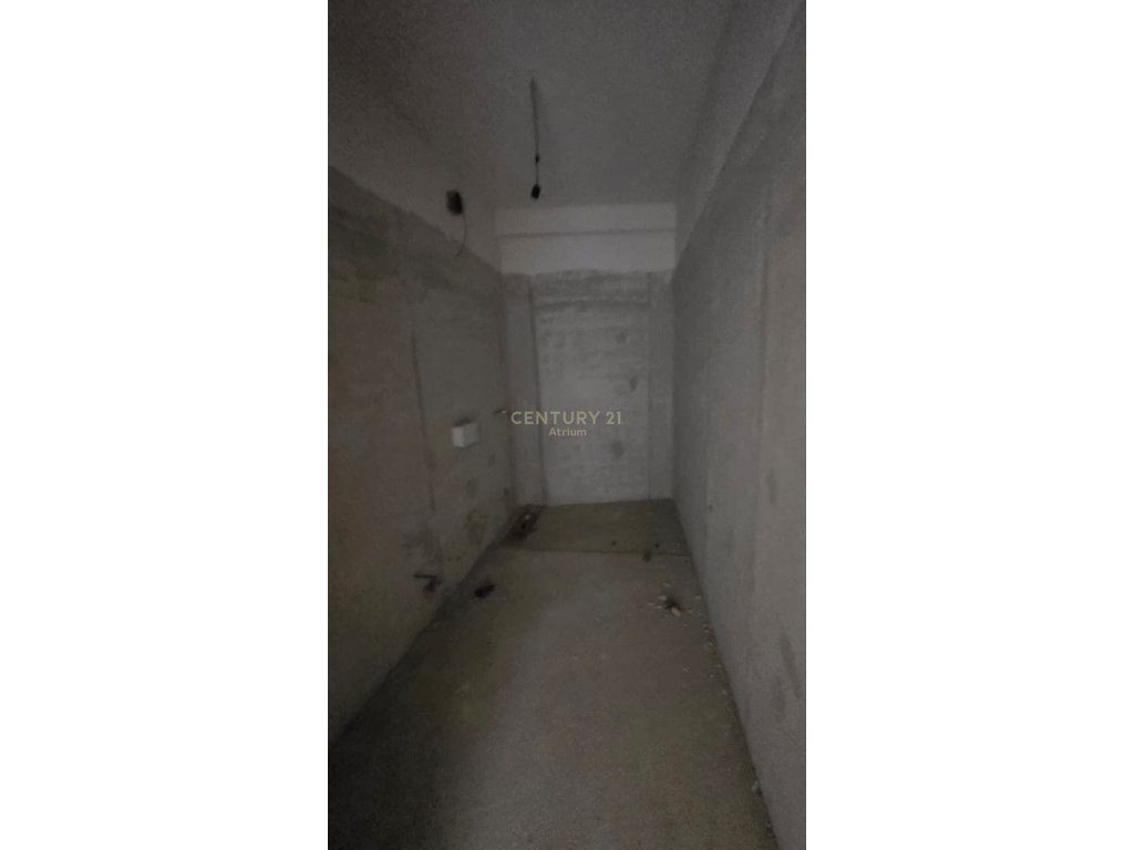 SHITET APARTAMENT 3+1+2 TEK KOMPLEKSI "ORBITAL 6" , BULEVARDI I RI !
