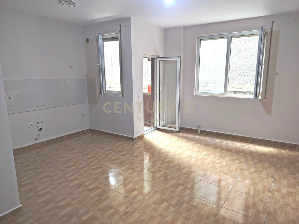 Apartament 1+1 për shitje Qendër Shkodër  | 80 m²