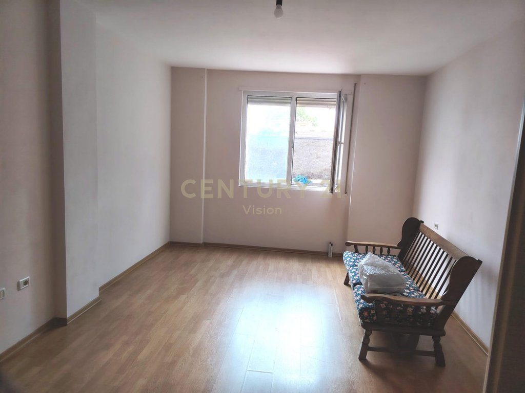Apartament 1+1 për shitje Qendër Shkodër  | 80 m²