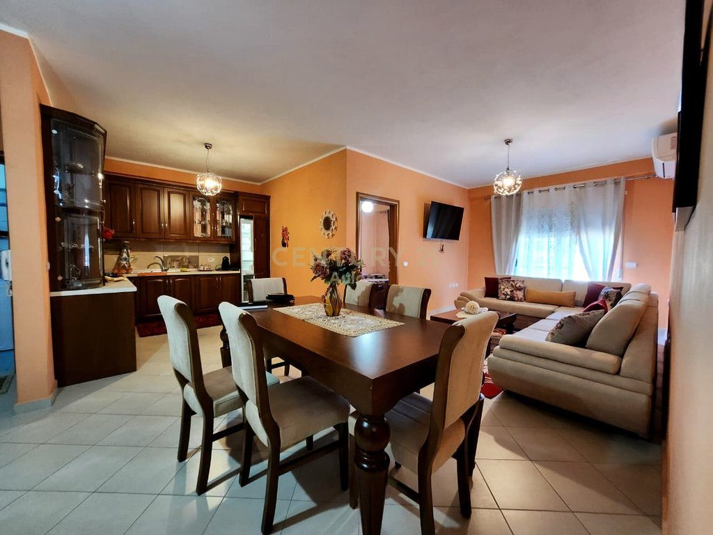 Apartament 2+1 me Qira, Pamje Deti në Lungomare 1