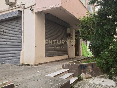 Shitet Njësi Biznesi 53.5 m² në Durrës – Pranë Kopshtit “Sotir Noka”