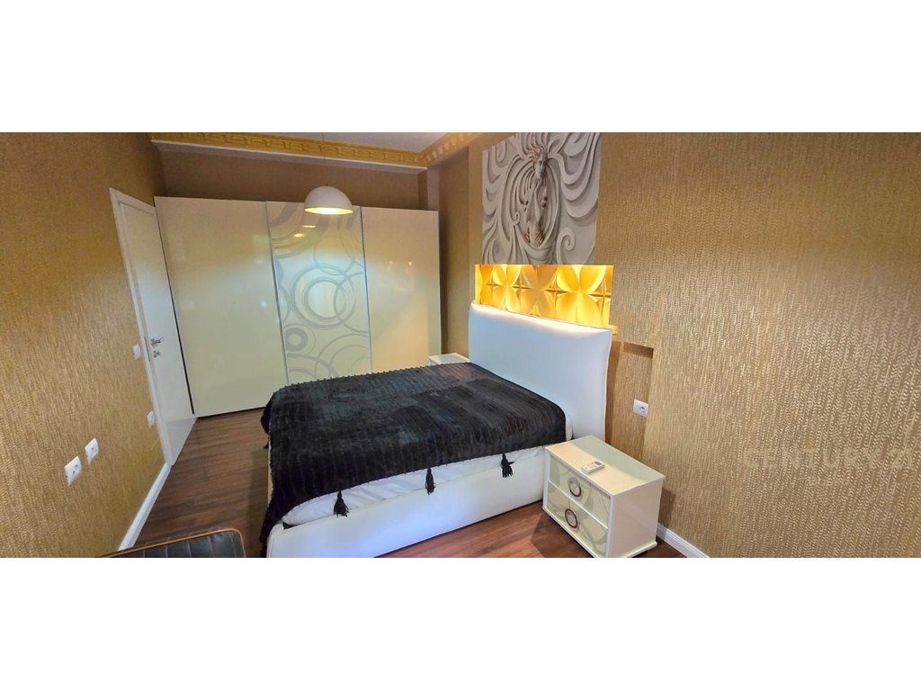 Apartament 2+1për shitje prane  Radisson  Hotel Liqeni i Thatë, Tiranë