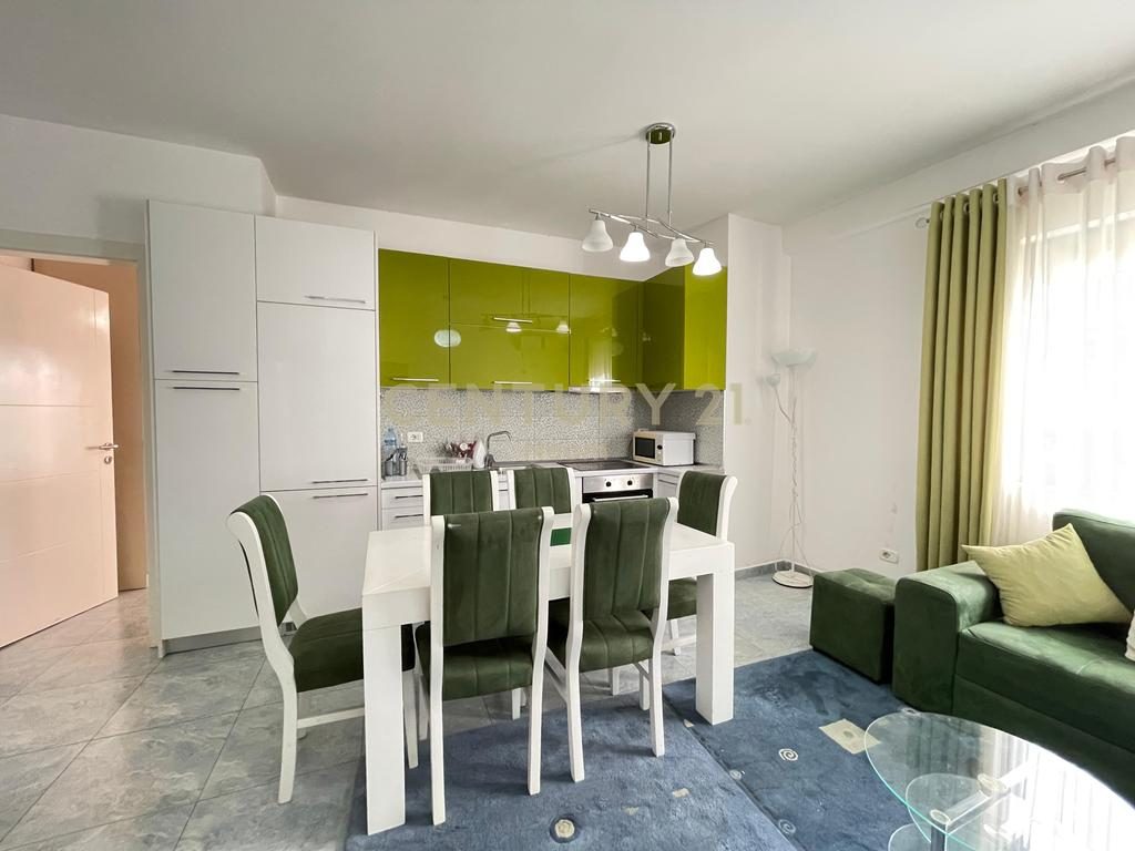 SHITET APARTAMENT 1+1, LIQENI I THATE!