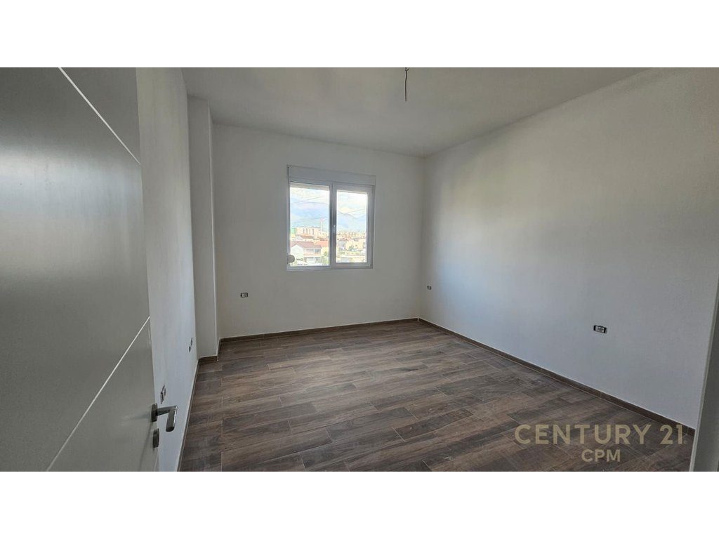Apartament 1+1 Per Shitje Prane Bulevardit Te Ri!