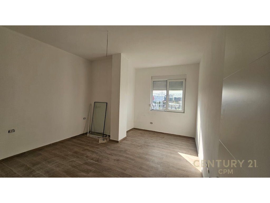 Apartament 1+1 Per Shitje Prane Bulevardit Te Ri!