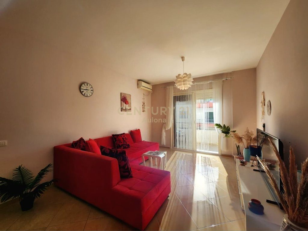 Apartament 1+1 për Shitje pranë Jumbo dhe Rrugës së Cipajve
