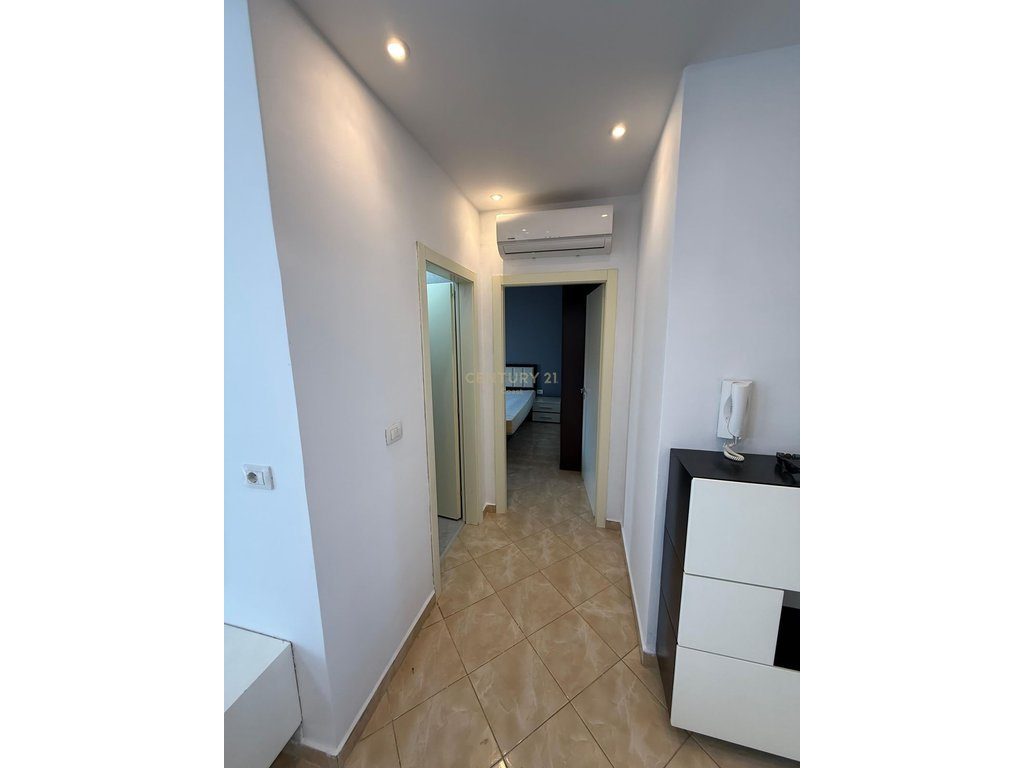 Jepet me qira Aparatament 2+1 ne Skel prane Hotel Partner!