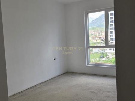 APARTAMENT 2+1+2 PER SHITJE NE KINOSTUDIO !