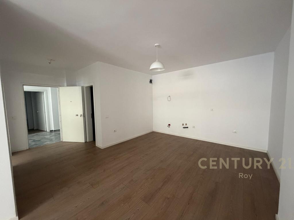 EXCLUSIVE ! SHITET APARTAMENT 1+1 TEK SHKEMBI I KAVAJES !