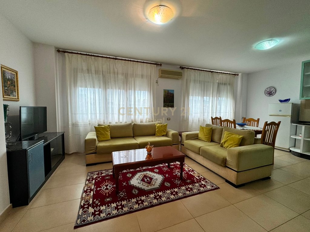 JEPET ME QIRA APARTAMENT 2+1 TE RRUGA E BOGDANEVE
