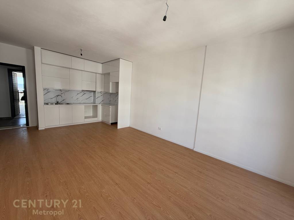 SHITET APARTAMENT 2+1, UNIVERS CITY!