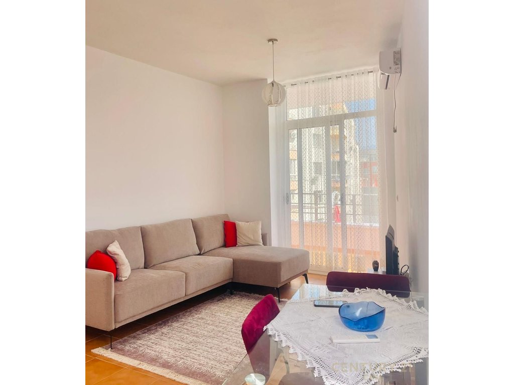 Apartament 1+1 per shitje ne Astir, kompleksi Fratari!