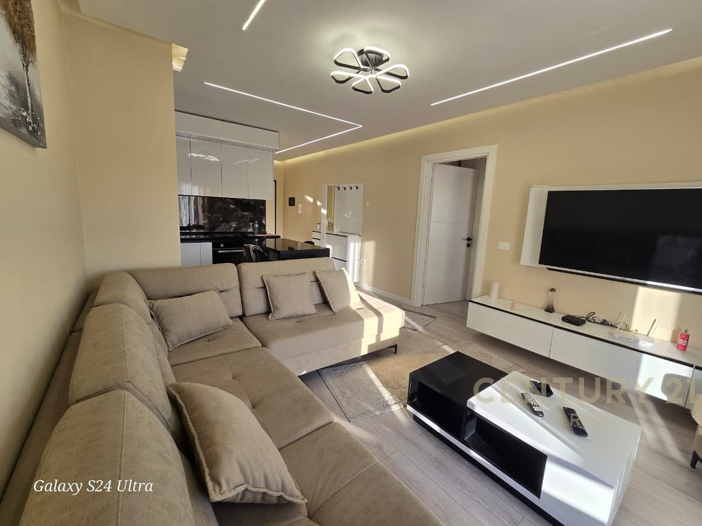 SHITET APARTAMENT 1+1 PRANE VALA PARK, DURRES !!!