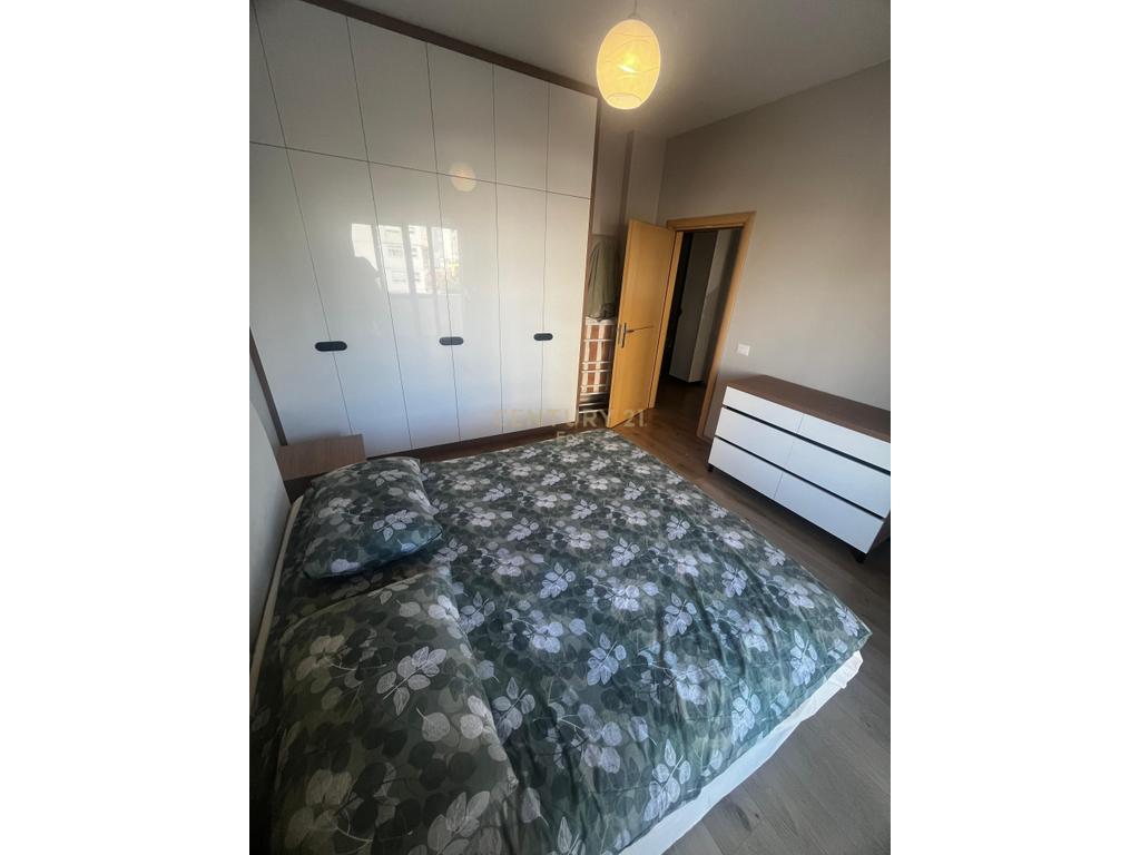 Apartament 2+1 Me Qira në Qender te Durrësit !