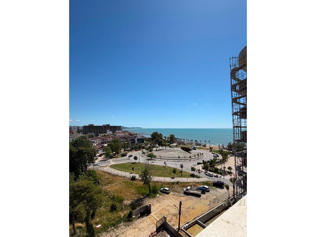 SHITET SUPER APARTAMENT ME PAMJE DETI NE QENDER TE GOLEMIT!!!!