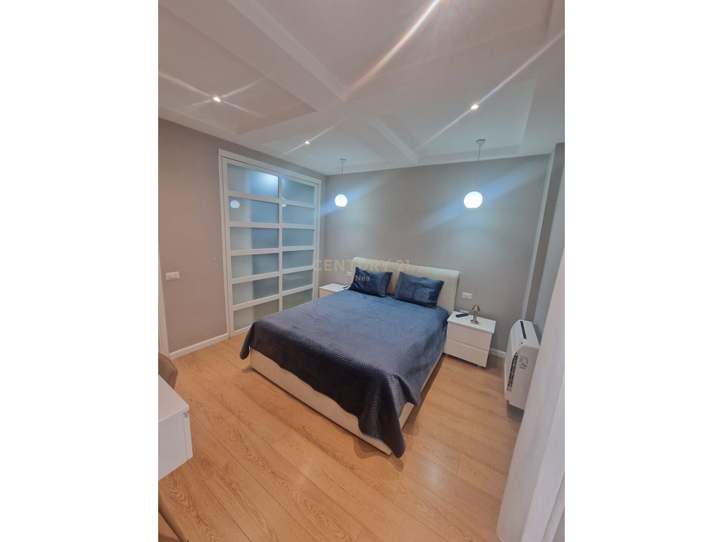 APARTAMENT 3+1+2 ME QIRA