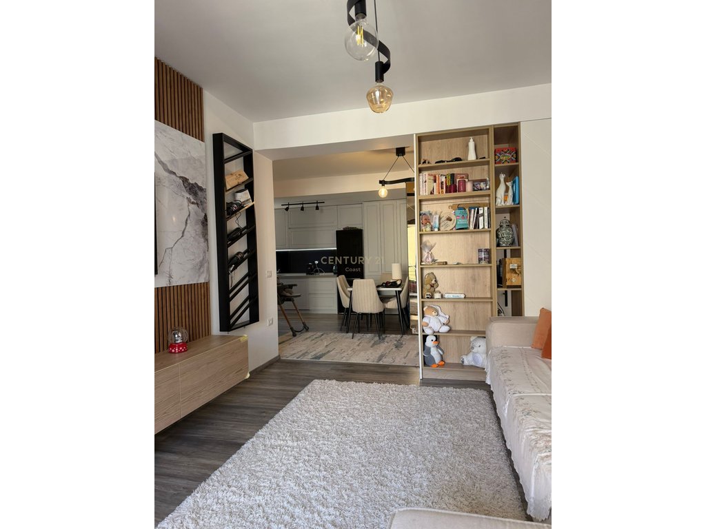 SHITET APARTAMENT MODERN 1+1 NË STIL CONTEMPORARY – RRUGA  E CIPAJVE!