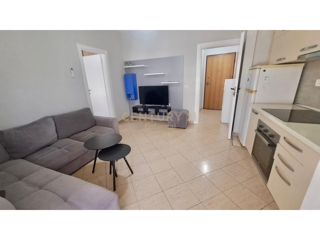 Apartament 1+1 Per Qira ne Xhamllik
